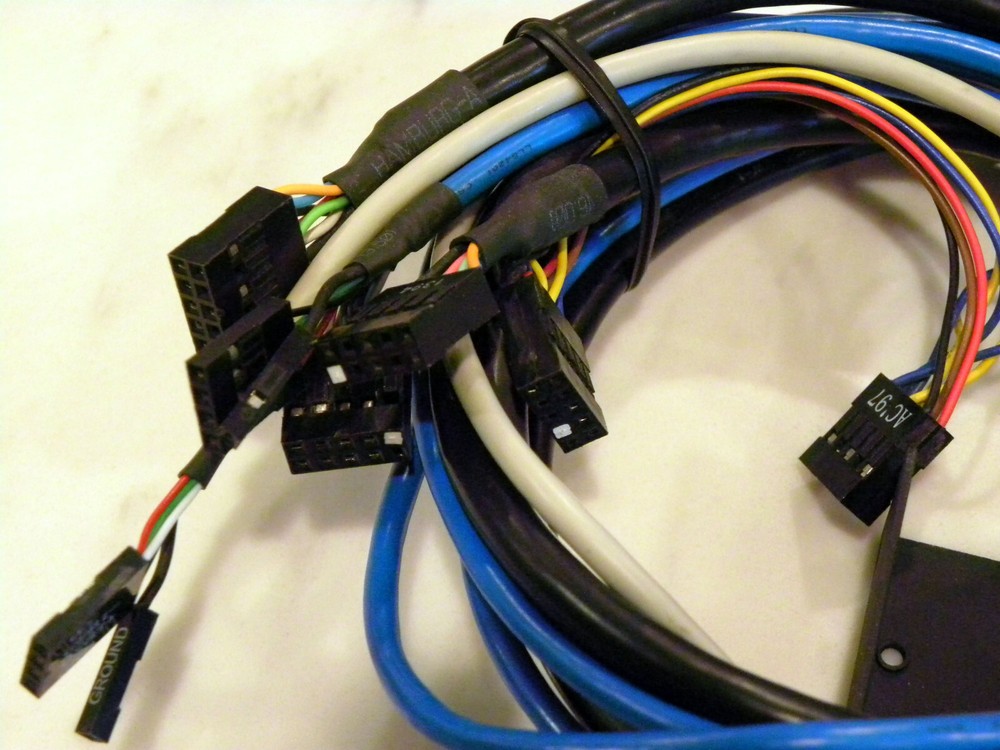 SilverStone SST-FP34B Premium 3.5" Multi Card Reader & Front I/O Audio USB 1394