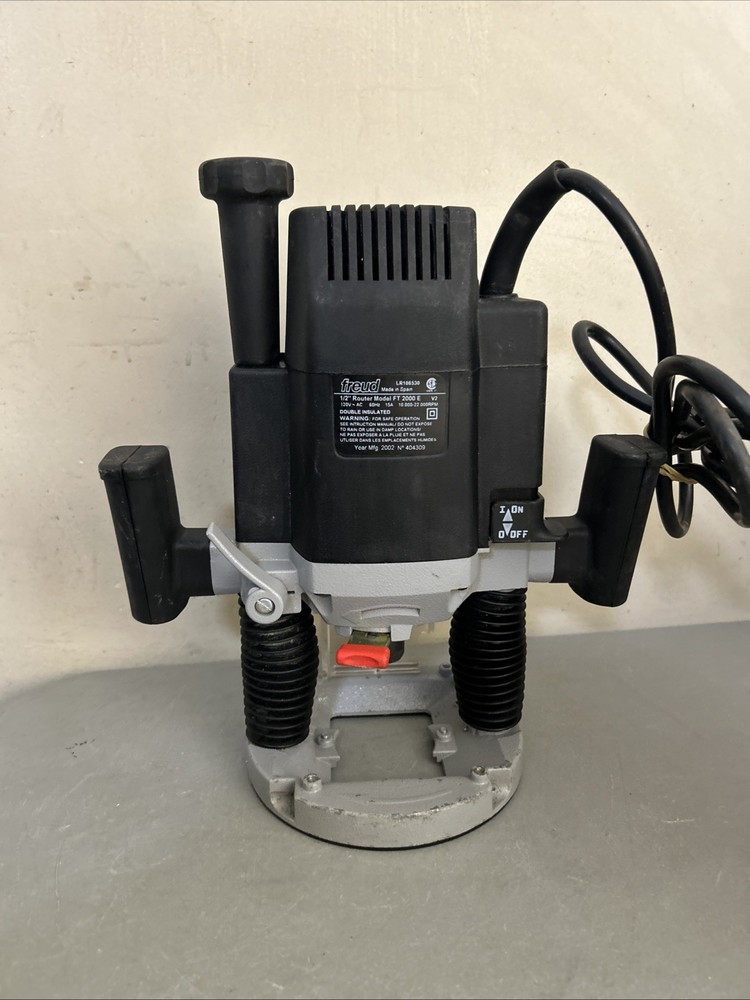 Freud Variable Speed Plunge Router Model FT-2000E tool professional Table Mount