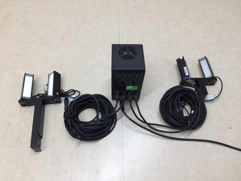 CST Analog Lighting Controller APS Series with Lights