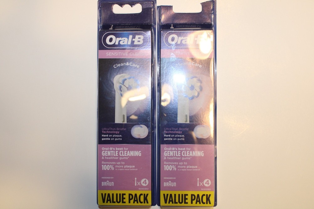8x Oral-B Sensitive Clean Replacement Brush Heads