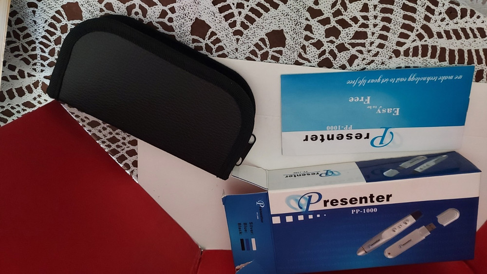 Presenter pp-1000 Black New Has Case