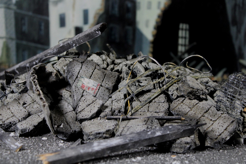 1/32 scale WW2: Berlin Two Sided Rubble Pile Set NEW!