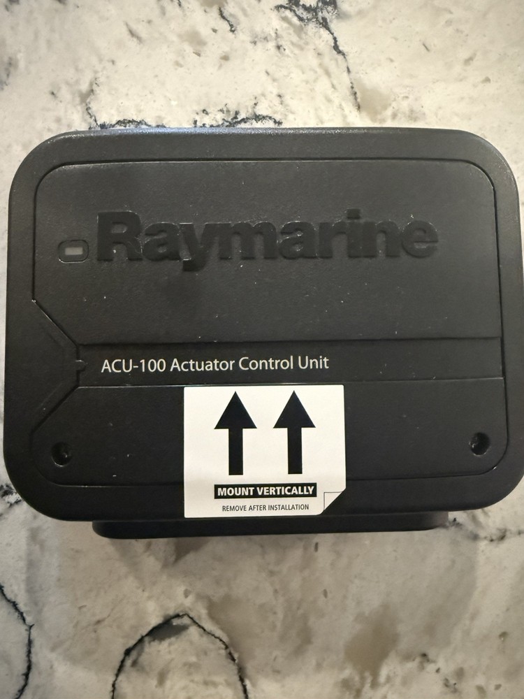 Raymarine ACU-100 Actuator Control Unit [E70098]