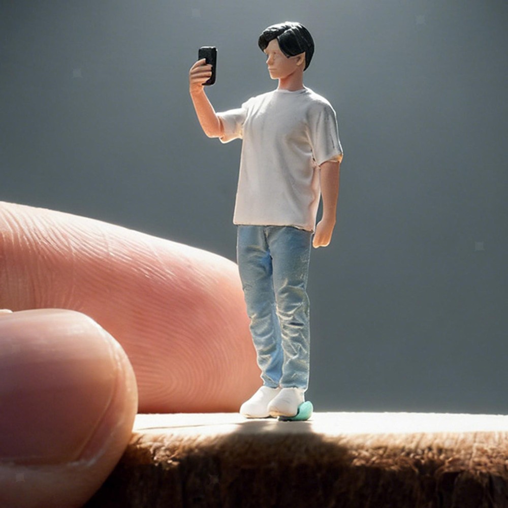 1/64 Scale Boy Miniature Figure Collections Tiny Mini Model Sand Table Decor