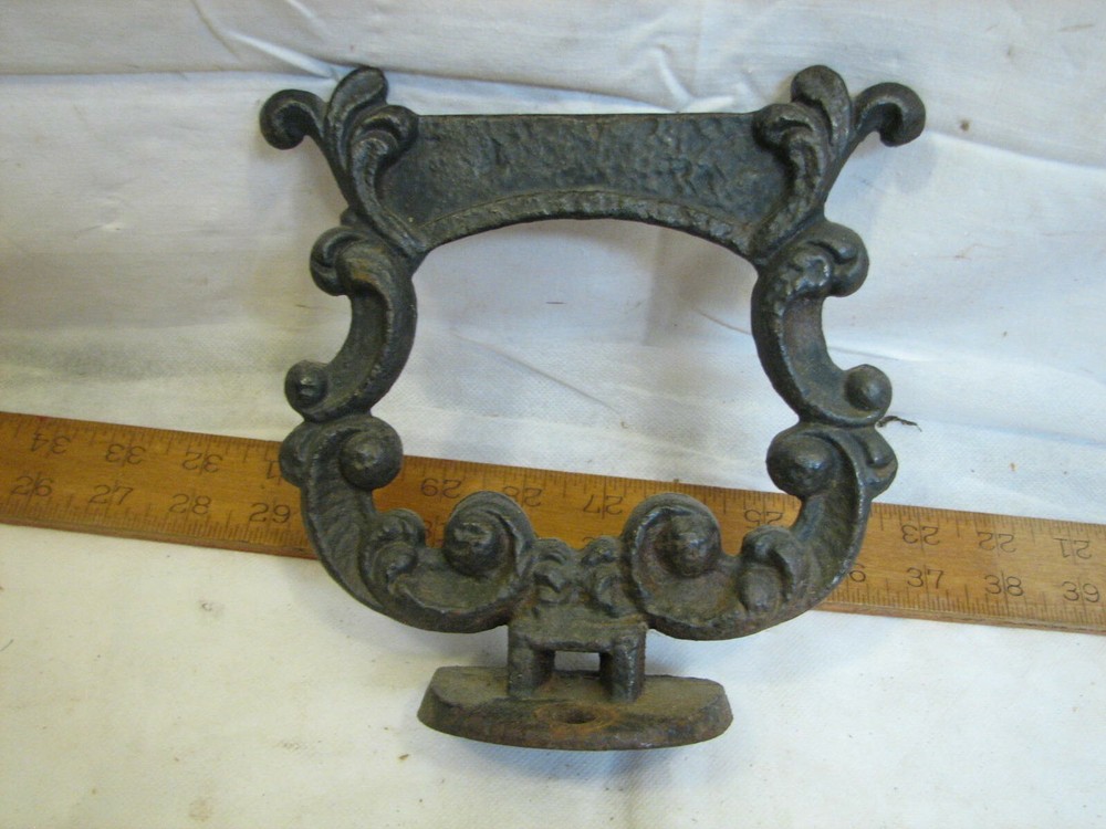 Victorian Ornate Cast Iron Boot Scraper Tool Floor Shoe Mud Tool Architectural