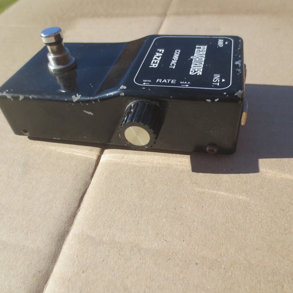 Fernandes Guitar Effects Pedal, Phaser Compact Fazor