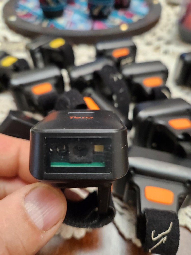 Tera HW0011 Wireless 1D Ring Mini Wearable Finger Barcode Scanner with Bluetooth