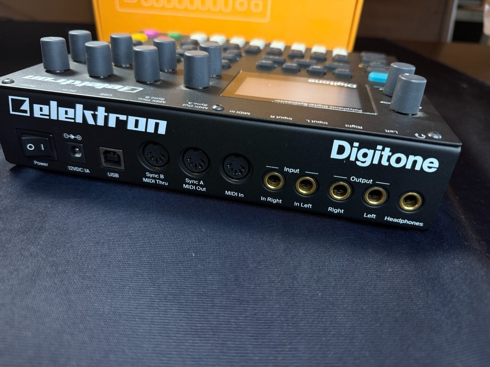 Elektron Digitone 8-voice Polyphonic Digital Synthesizer w/ Sequencer - MINT