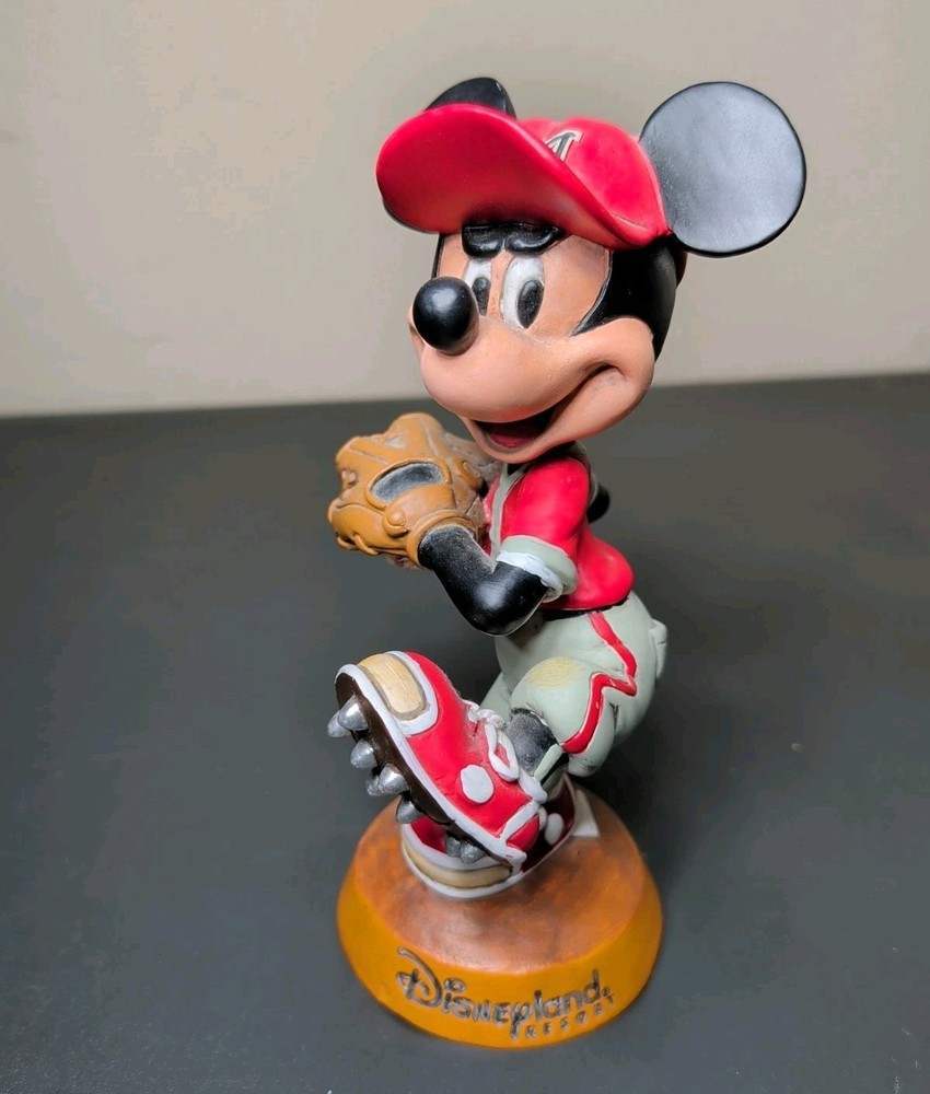 MICKEY MOUSE Baseball Pitcher Bobblehead Disneyland Resort