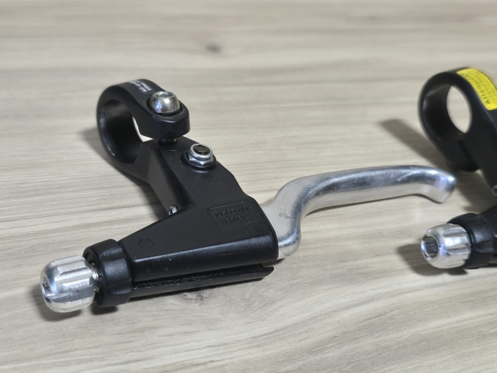 Vintage Pair of Dia Compe Direct Pull DP-7 Brake Levers