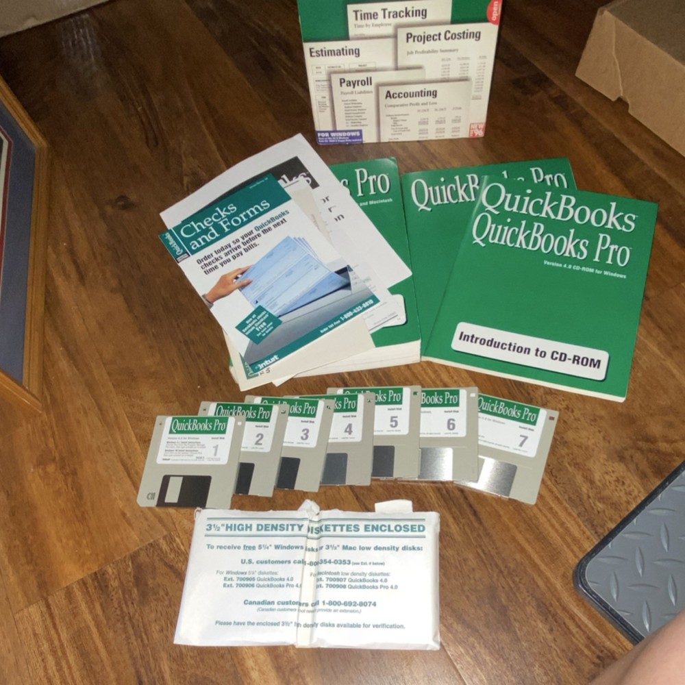 Quicken QuickBooks Pro 4.0 Windows Mac 3.5" Floppy Discs Manuals