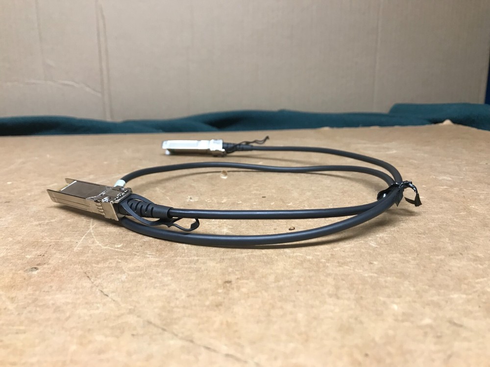 Genuine IBM 59Y1938 1M DIRECT ATTACH COPPER SFP+ CABLE