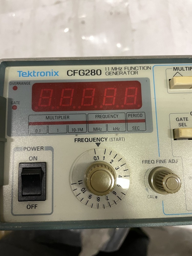 Tektronix CFG280 11MHz Function Generator