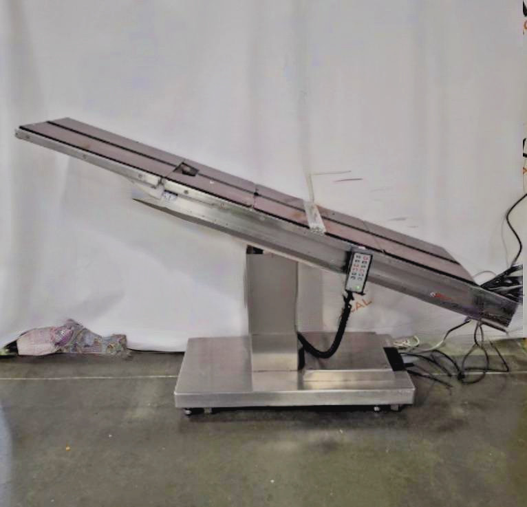 Skytron 3100 Elite Surgical Table W/ Controller Plus Warranty