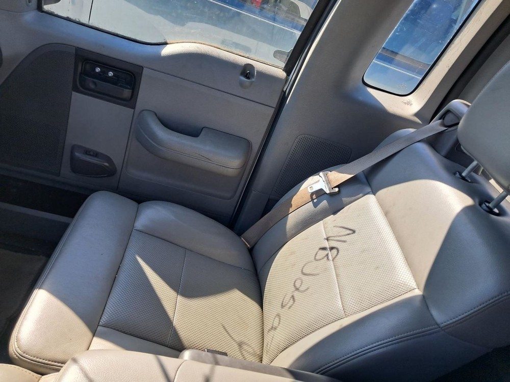 F150 2005 Glove Box 4850644