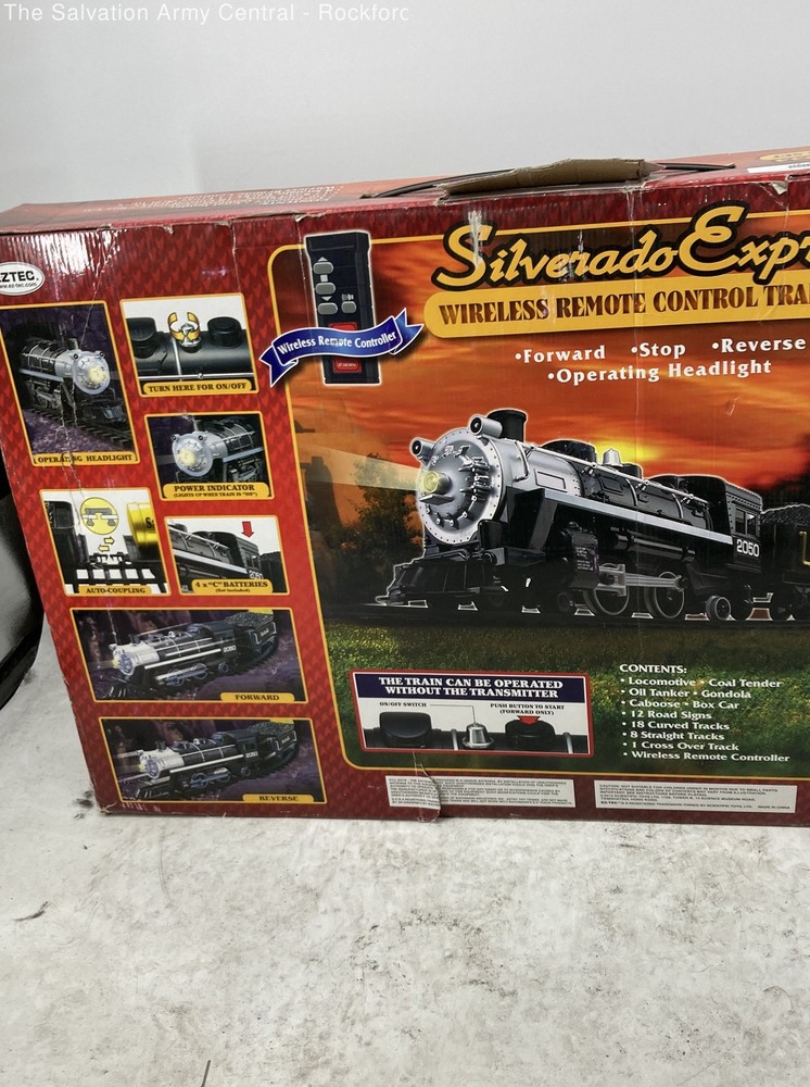 Eztec 25 Feet Track Silverado Express Wireless Remote Control Train Set