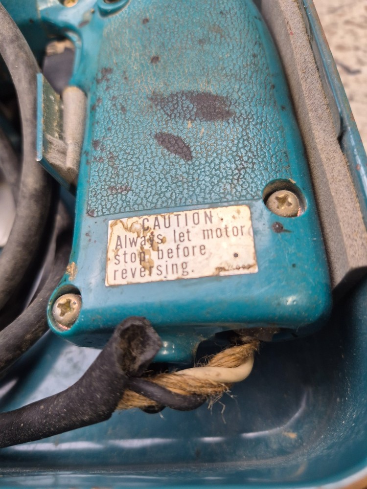 Makita Variable Speed Reversible Power Drill w/ Case – AS-IS, READ Description!!