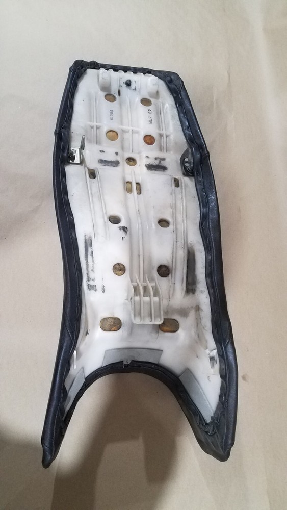 HONDA VFR SEAT ASSEMBLY SADDLEMEN **SEE DESCRIPTION