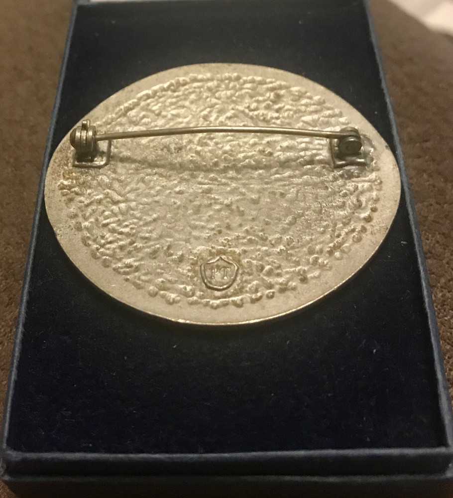 SIGNED PT - LARGE VINTAGE PEWTER CELTIC BROOCH