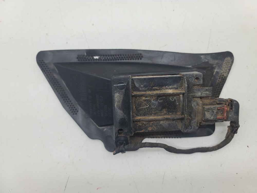 2013 -2017 GM Traverse Enclave Rear Left Object Alert Sensor Bracket 22844881