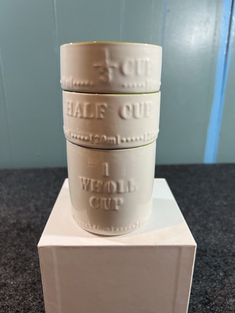 Midwest CBX Measuring Cups Stackable White/green 3 Piece Set