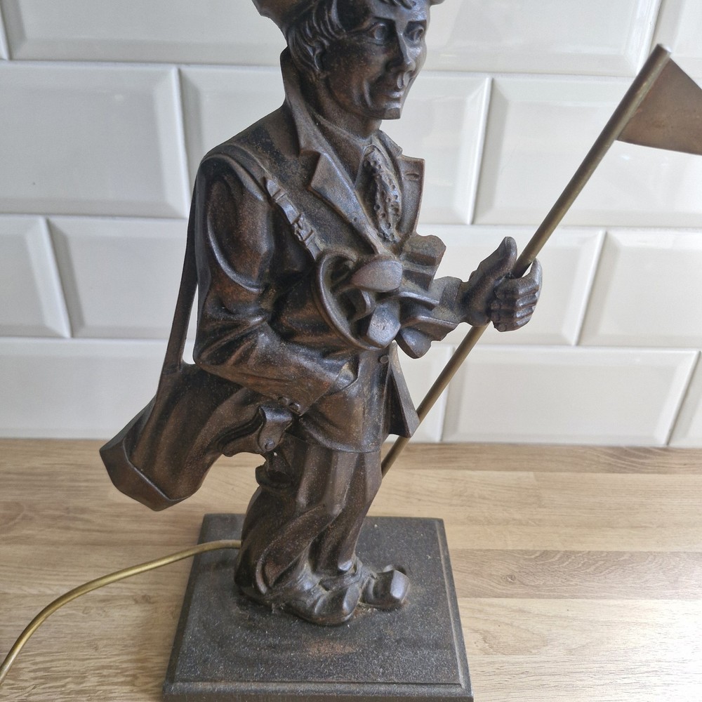 Cast Iron Golfer Table Lamp