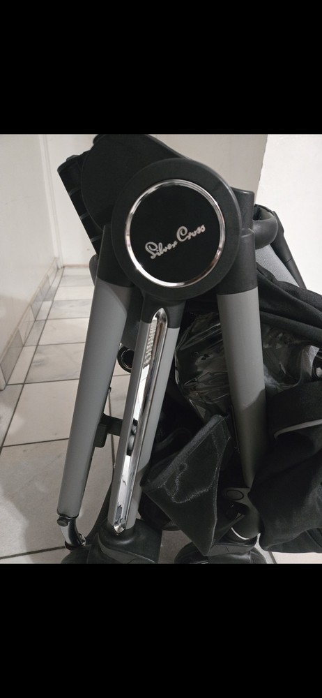 New Open Box Silver Cross Dune Stroller $960