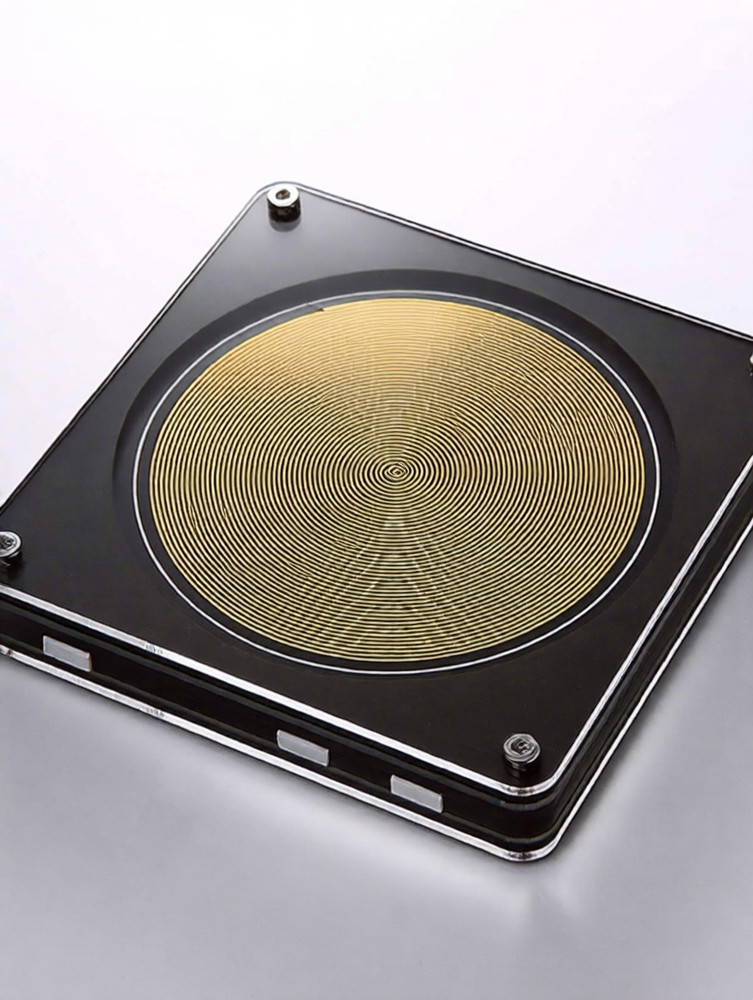 Schumann wave generator