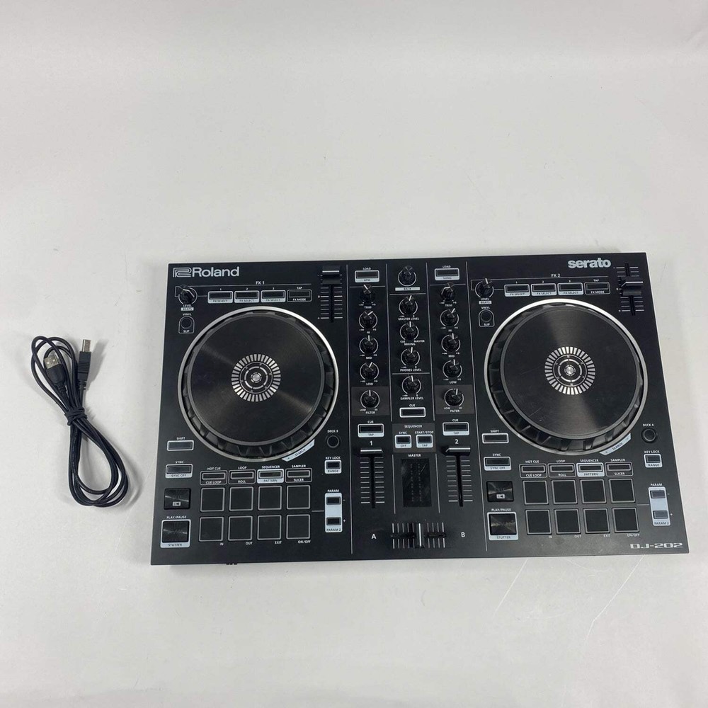 Roland DJ Serato DJ Controller DDJ-SR2