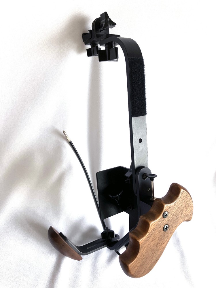 New Strobrame 225 Flash Bracket for 35mm Camera & Medium Format Camera