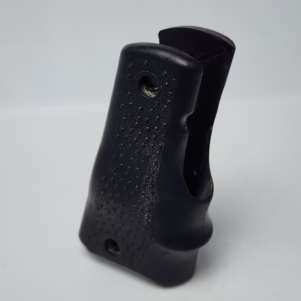 45 Rubber Hump Grips