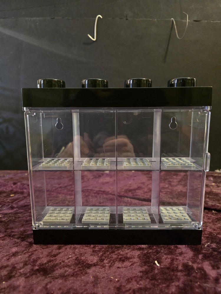 LEGO Minifigure 8 Compartment Display Case, Black