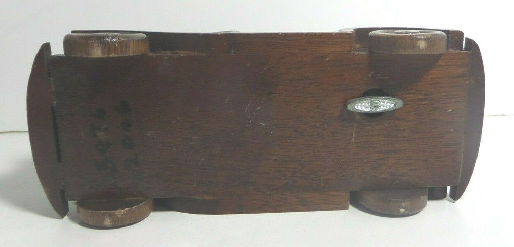 wood car music wind up player
