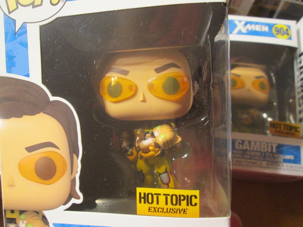Funko POP MARVEL X-MEN GAMBIT # 904 EXCLUSIVE HOT TOPIC