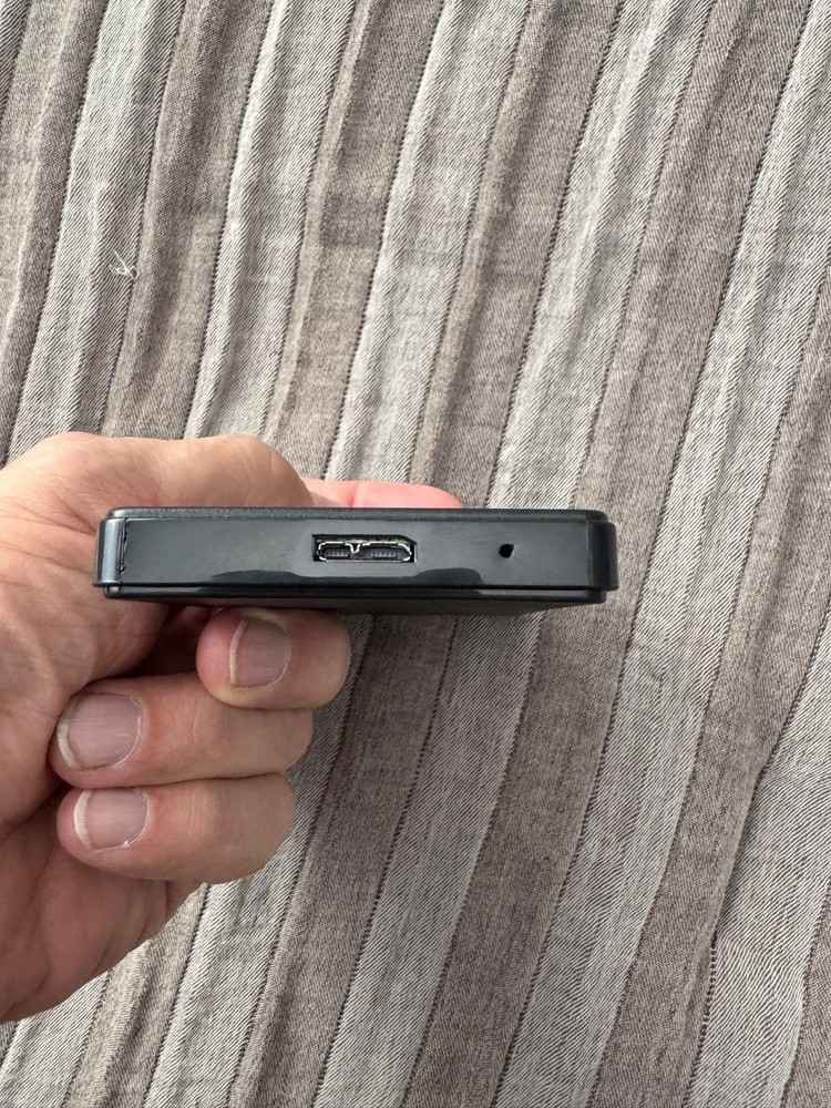 500 GB External Hard Drive Inside a "New" USB 3.0 Enclosure