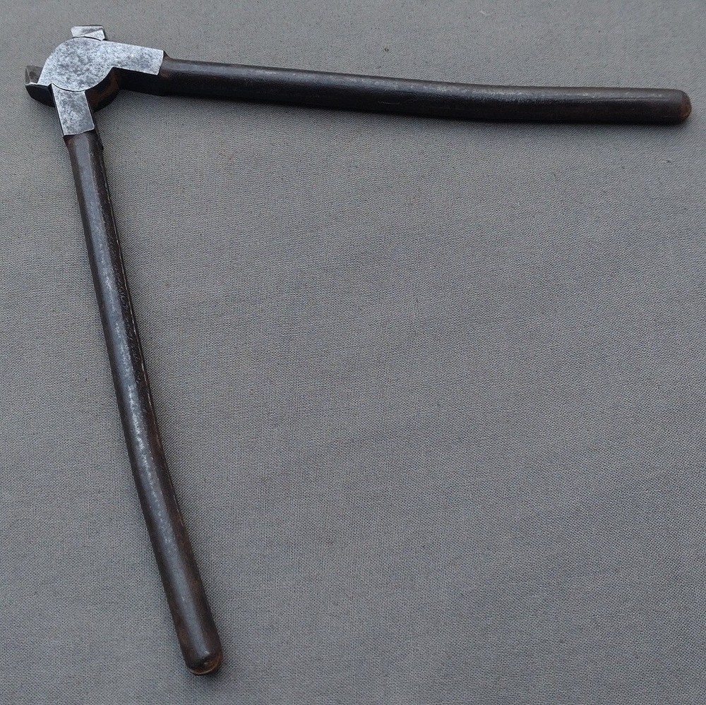 Japanese Bonsai Wire Cutter - Precision Tool for Bonsai Training