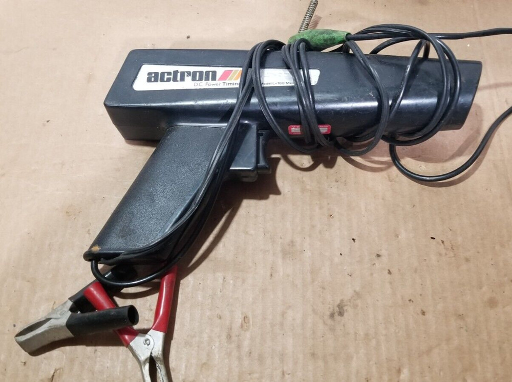 Vintage ACTRON Model L-100 D.C. Power Timing Light