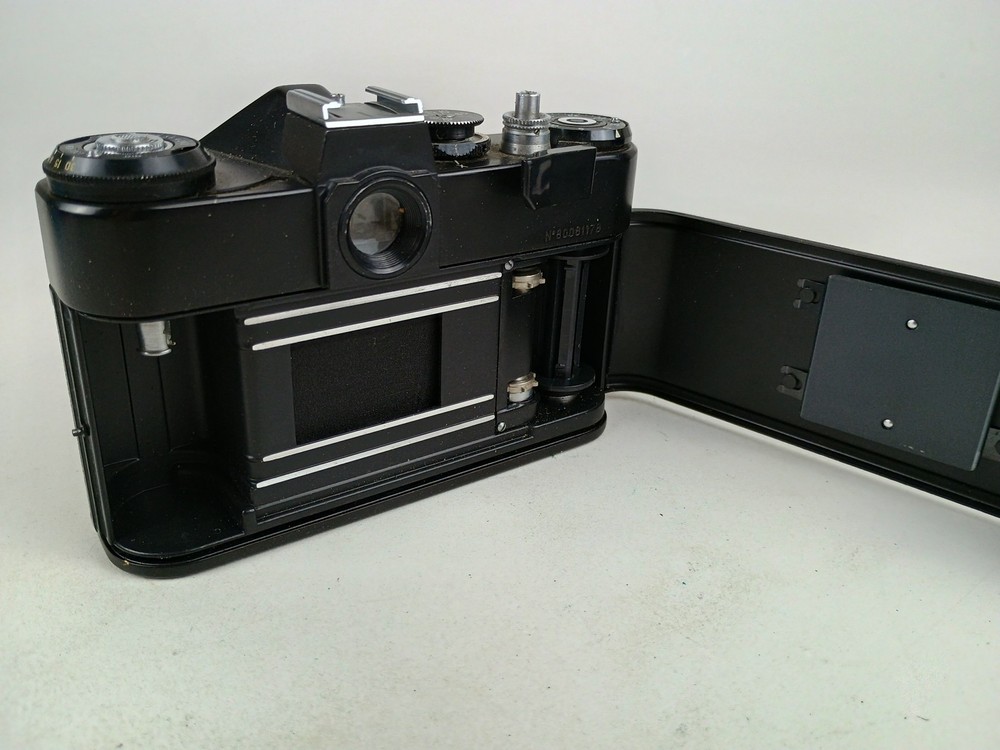 Vintage Zenit (Kalimar) SR300 with Case - Untested/AS IS