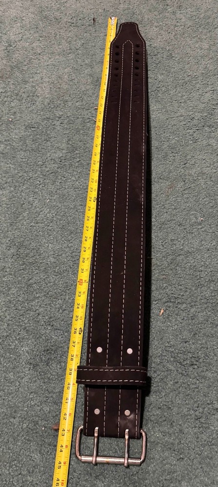 Grizzly lifting belt Used. Black, thick durable material.