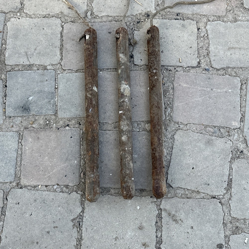 X 4 Vintage Cast Iron Sash Window Weights 4.2 Kg Each Ref Chap