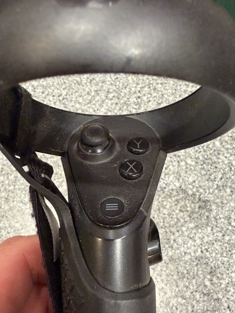 Oculus Quest Rift-S Left Controller (MI-BL) Controller +Grip (untested)