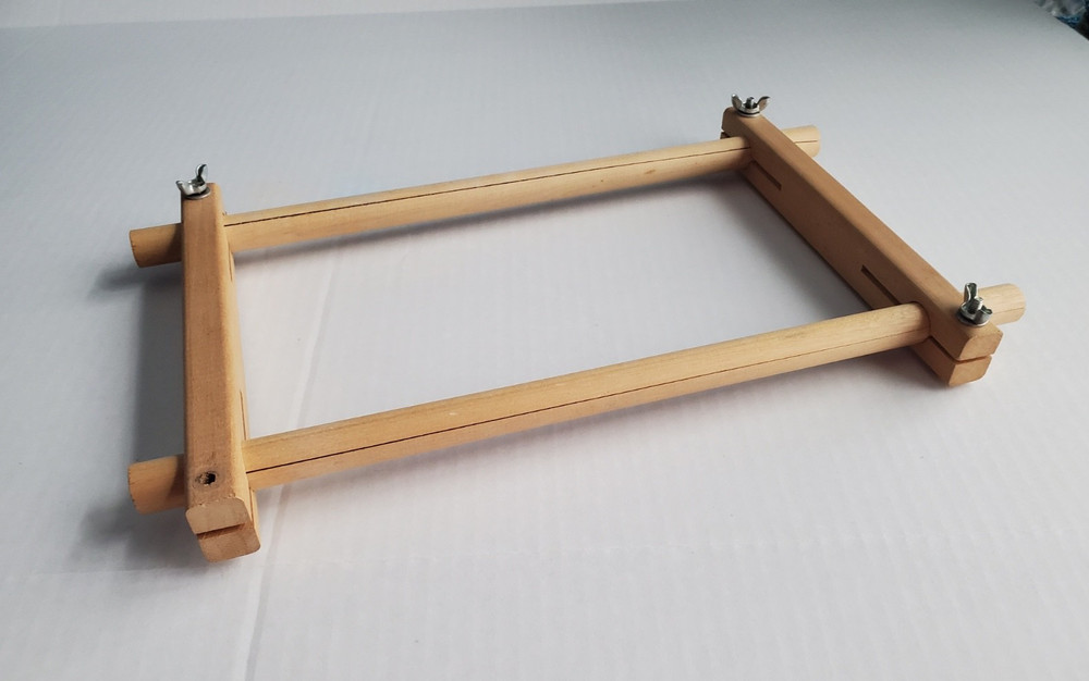Wooden Split Scroll Adjustable Frame for Embroidery/Needlework- 15" x 9"
