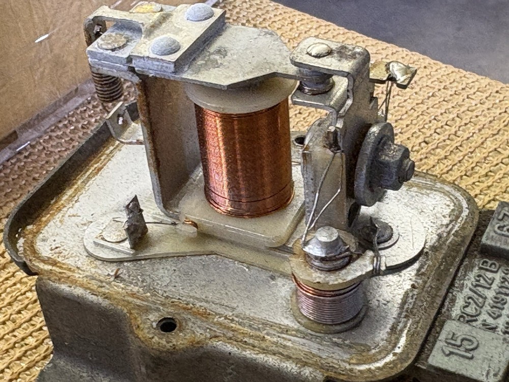 fiat 124 spider Voltage Regulator