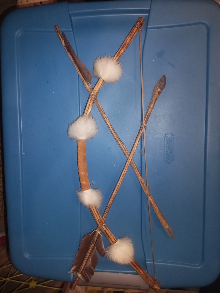 Vtg authentic Native Peace Bow & Crossed Arrows