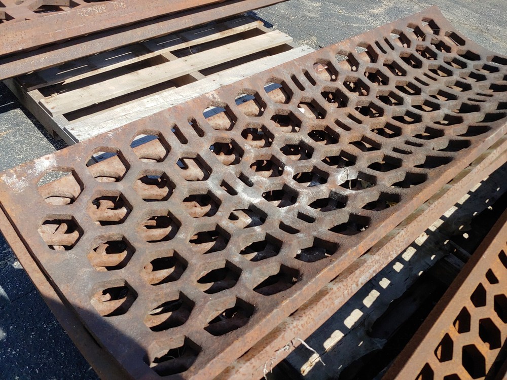 Grinder Screens 3.25" Hex ( 5pc - 63 " long )