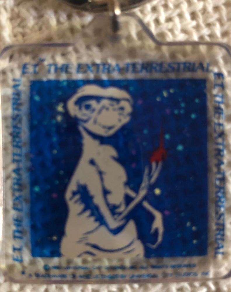 1982 E.T. Set - 3 Rings MIP Unopened & 1 Keychain￼