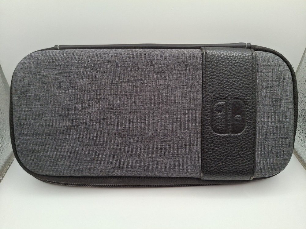 Nintendo Switch Carrying Case - Gray & Black