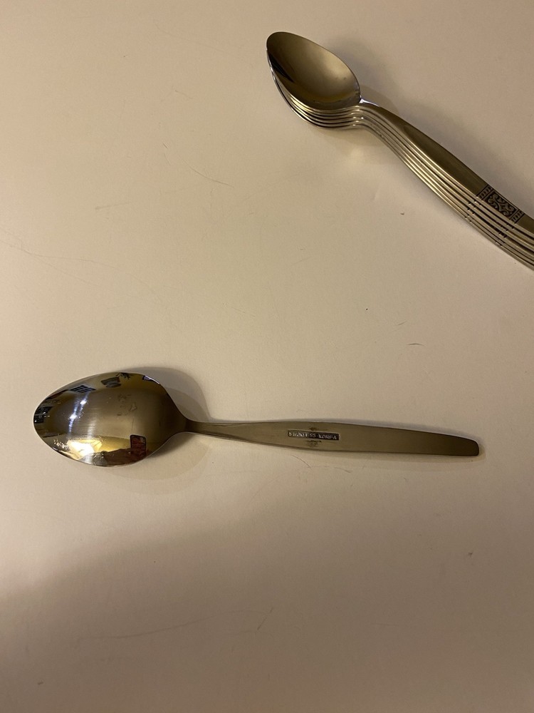 VTG mid century Korea Stainless flatware scroll accent 7 Teaspoons EUC MCM 6”