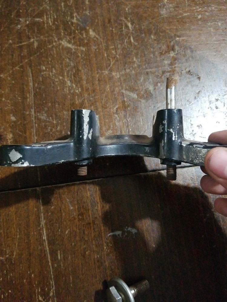 Suzuki Ts75 Triple Tree Top
