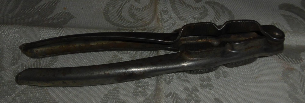 Vintage Lobster Claw / Nut Cracker